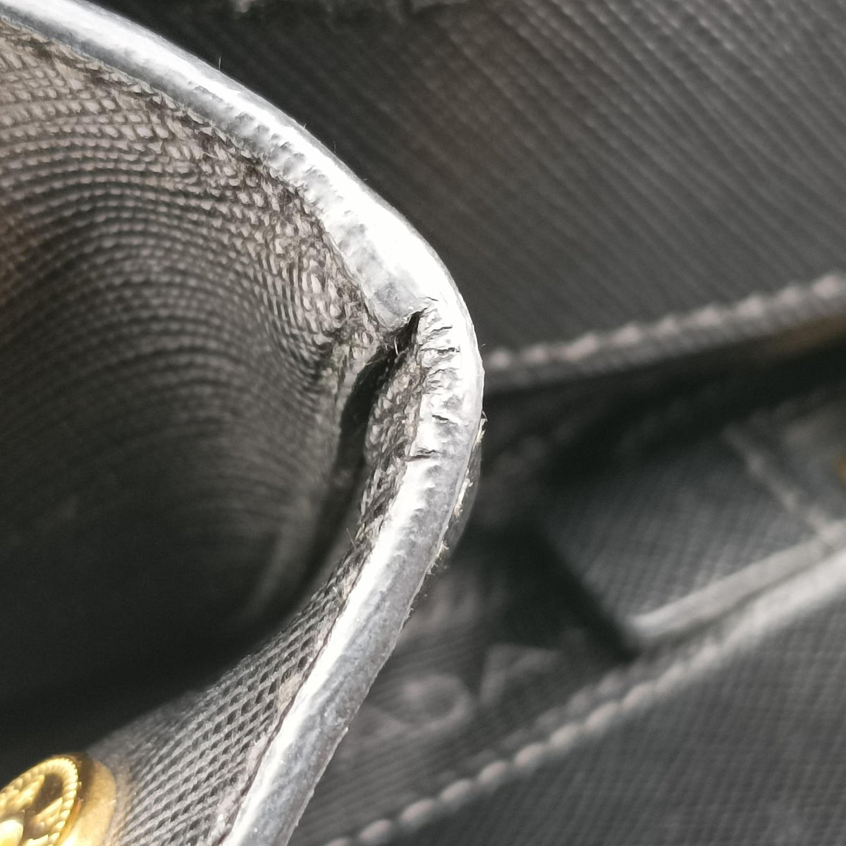 Secondhand Prada Galleria Black SAFFIANO Leather BN2274 handbag | stylenewstar