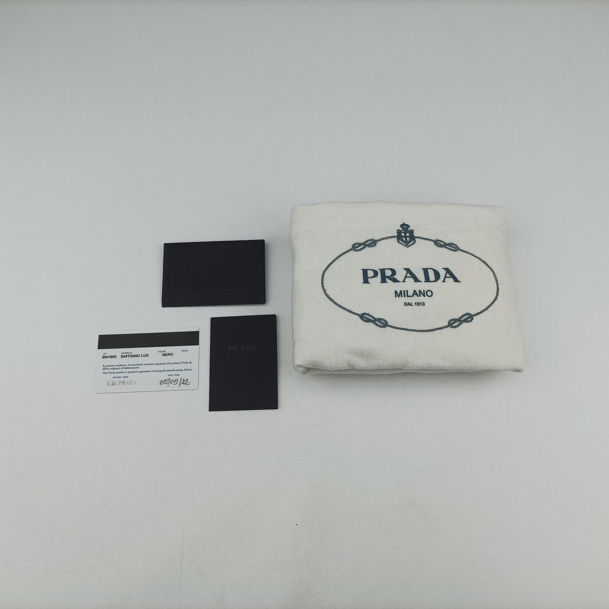 Secondhand Prada Galleria Black SAFFIANO Leather BN2274 handbag | stylenewstar