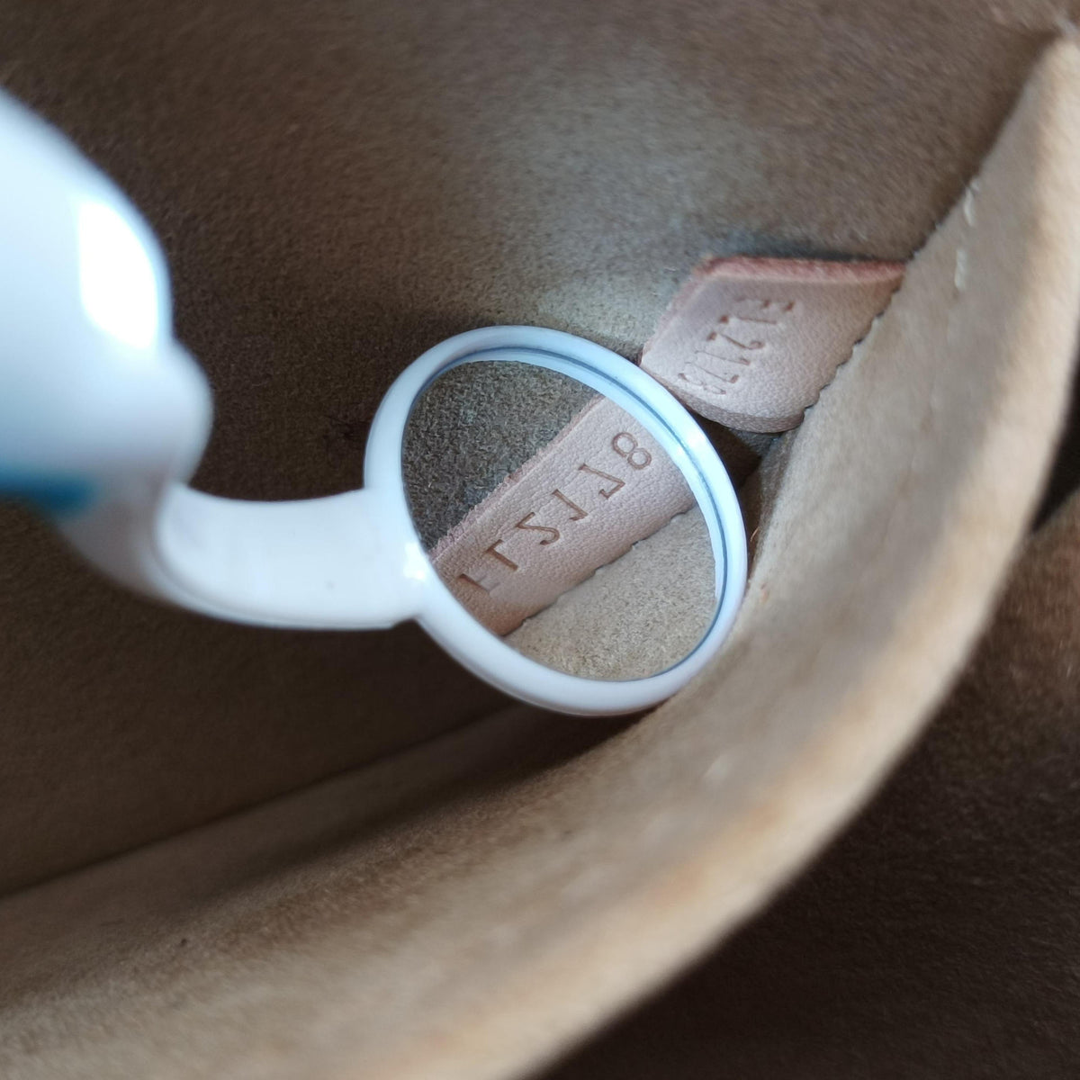 Pre-owned Louis Vuitton MARIGNAN Brown × Coquelicot Monogram Canvas×calf leather M44286 shoulderbag | stylenewstar