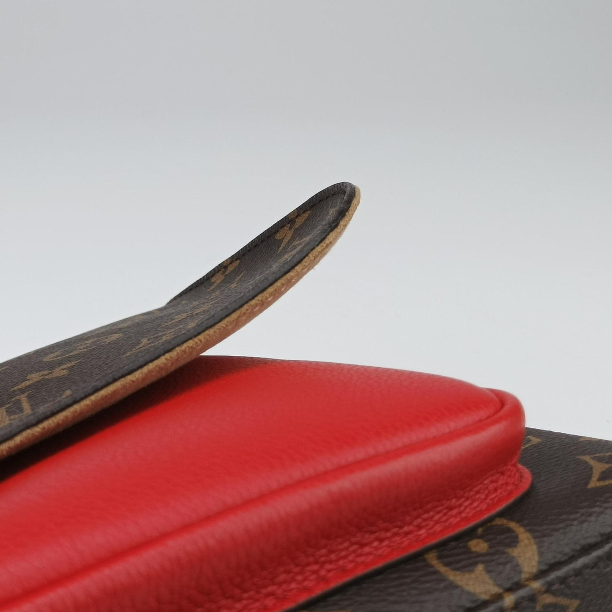 Pre-owned Louis Vuitton MARIGNAN Brown × Coquelicot Monogram Canvas×calf leather M44286 shoulderbag | stylenewstar