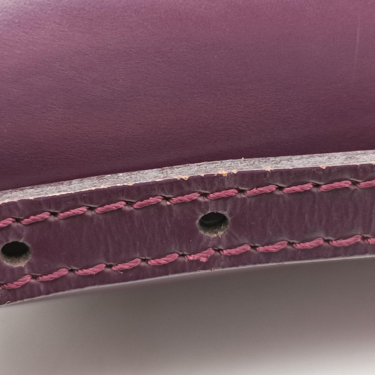 Pre-owned Louis Vuitton Pochette Montaigne purple Epi M5929K shoulderbag | stylenewstar