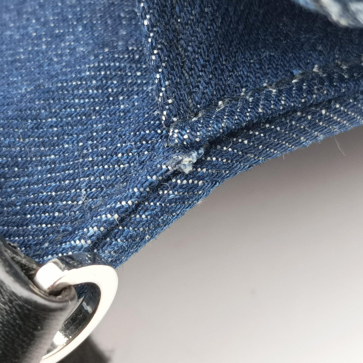 Secondhand Miu Miu My Miu Blue Denim 5BF068 shoulderbag | stylenewstar