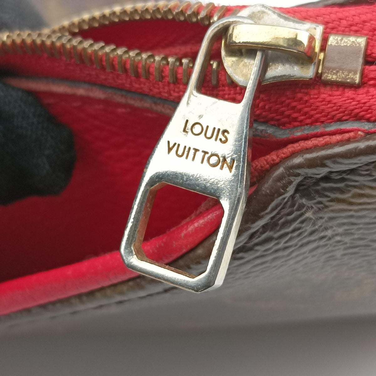 Pre-owned Louis Vuitton Pallas Clutch Brown x Cerise Monogram canvas M41638 shoulderbag | stylenewstar