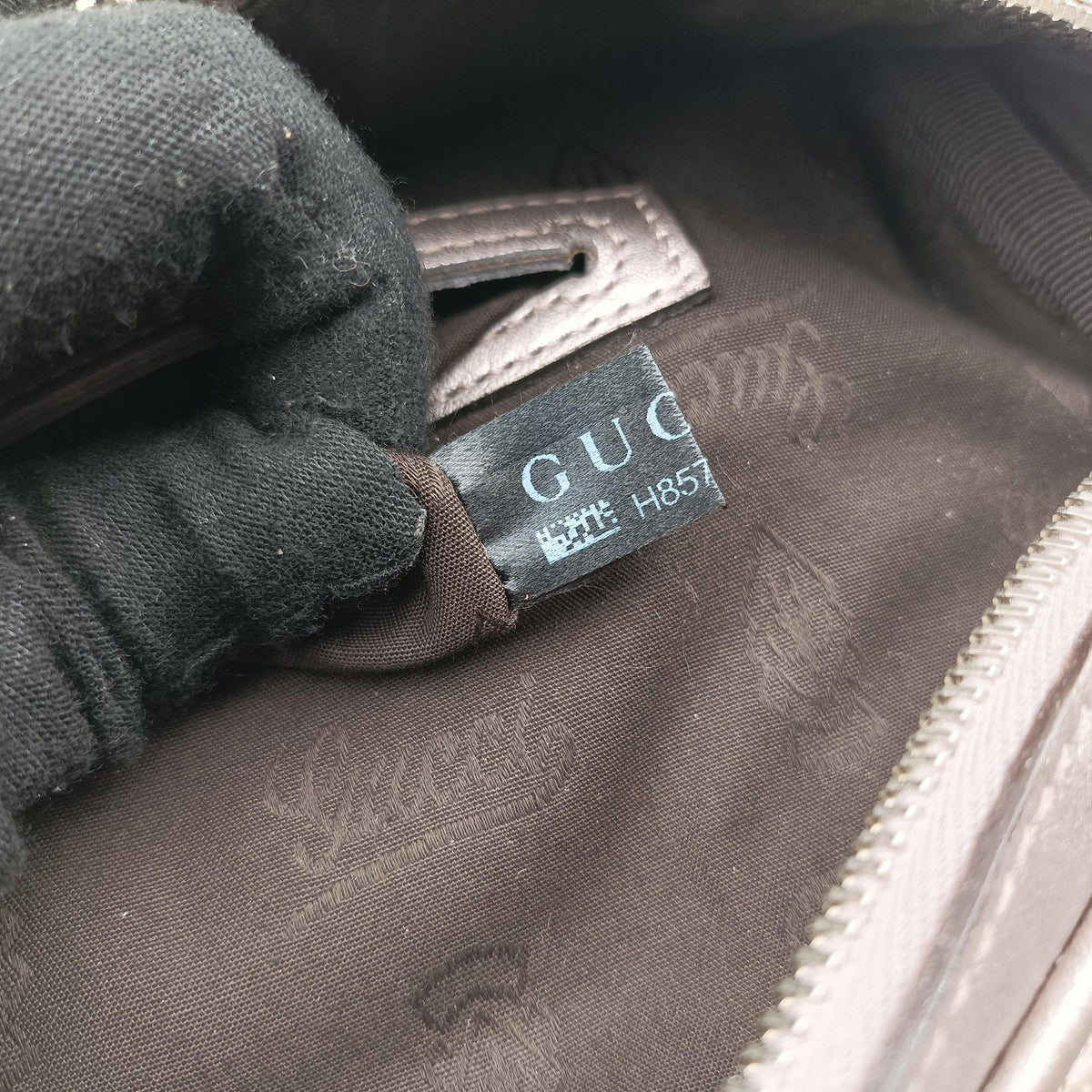 Pre-owned Gucci GG Imprime Golden PVC-coated canvas 233269 bum bag/waist bag | stylenewstar