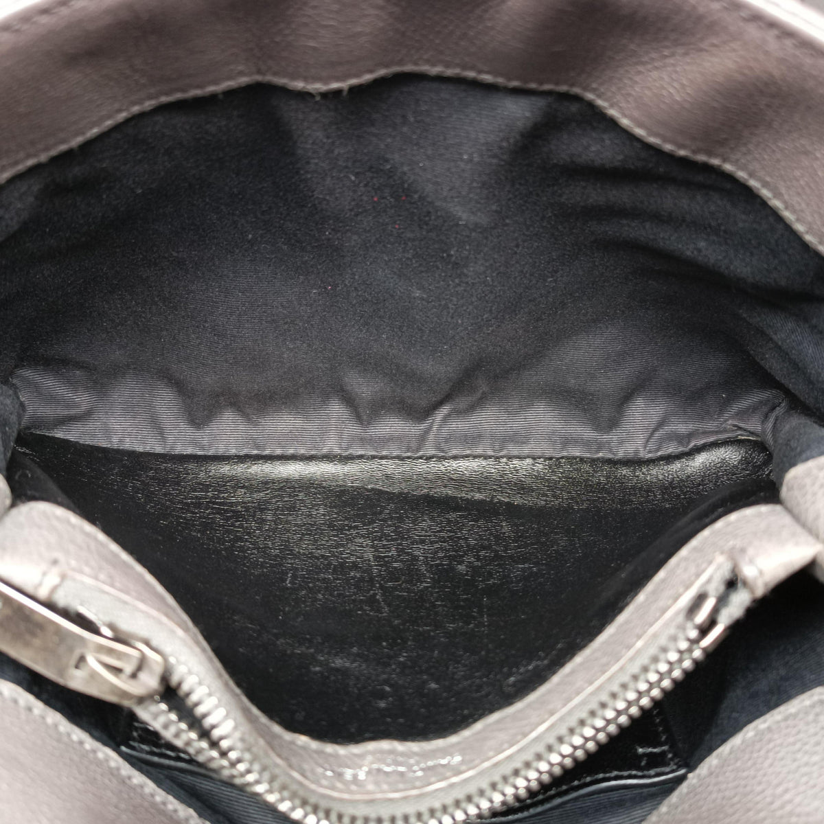 Pre-owned Yves Saint Laurent COLLEGE Grey Leather 428056 shoulderbag | stylenewstar