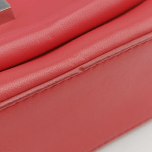 Pre-owned Fendi Be Baguette Red Leather 8BR677 shoulderbag | stylenewstar