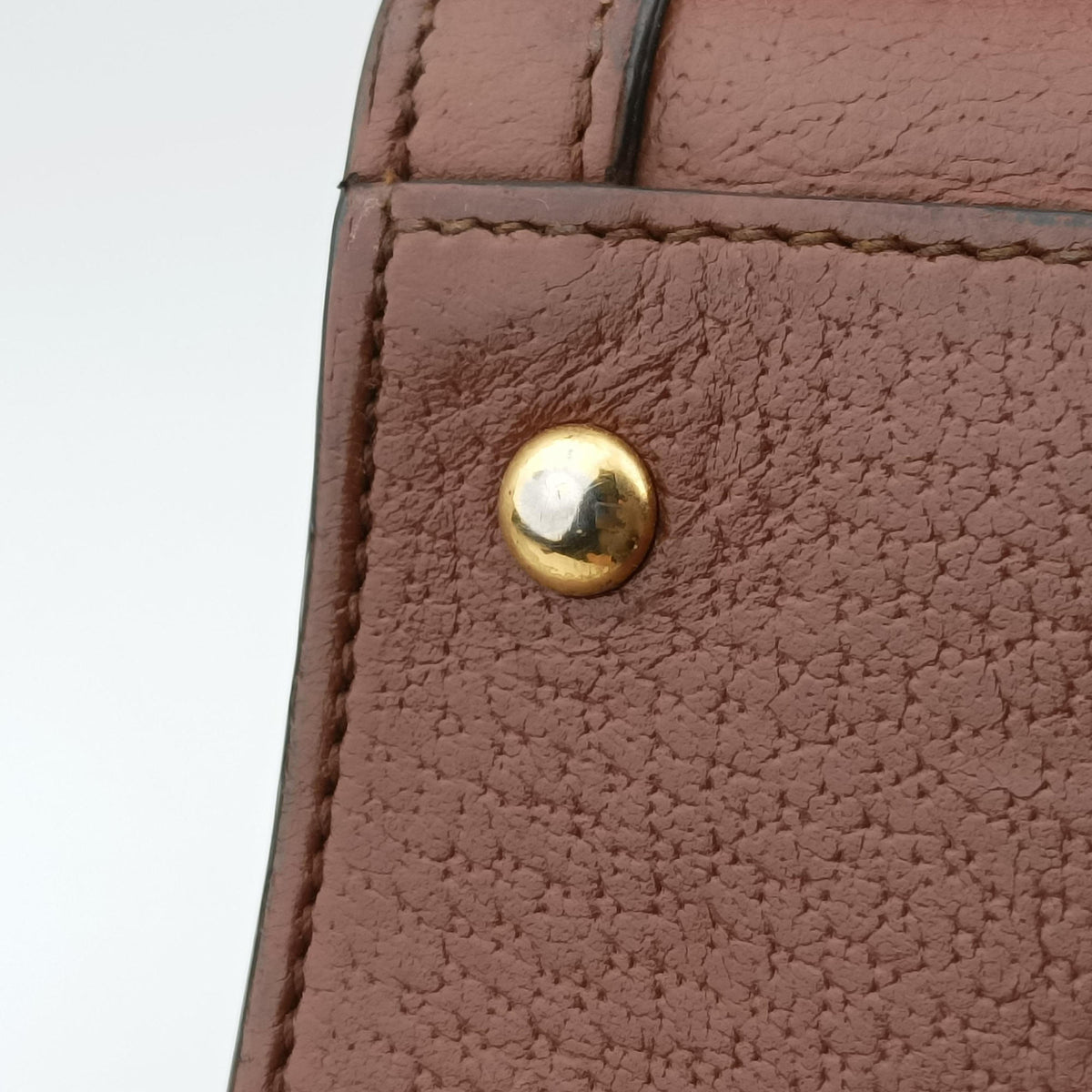 Pre-owned Gucci Diana Brown leather 702721 shoulderbag | stylenewstar