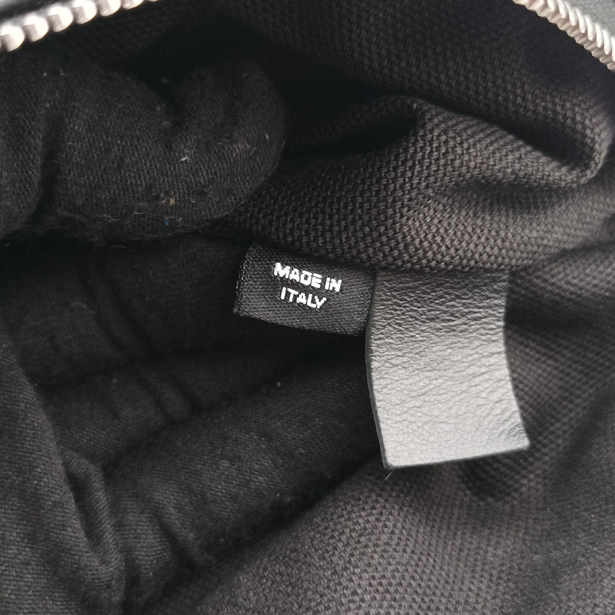 Pre-owned Chanel Uniform Black Leather  bum bag/waist bag | stylenewstar