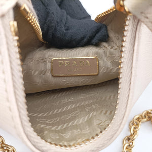 Pre-owned Prada Re-Edition 2005 Beige SAFFIANO Leather 1BH204 shoulderbag | stylenewstar