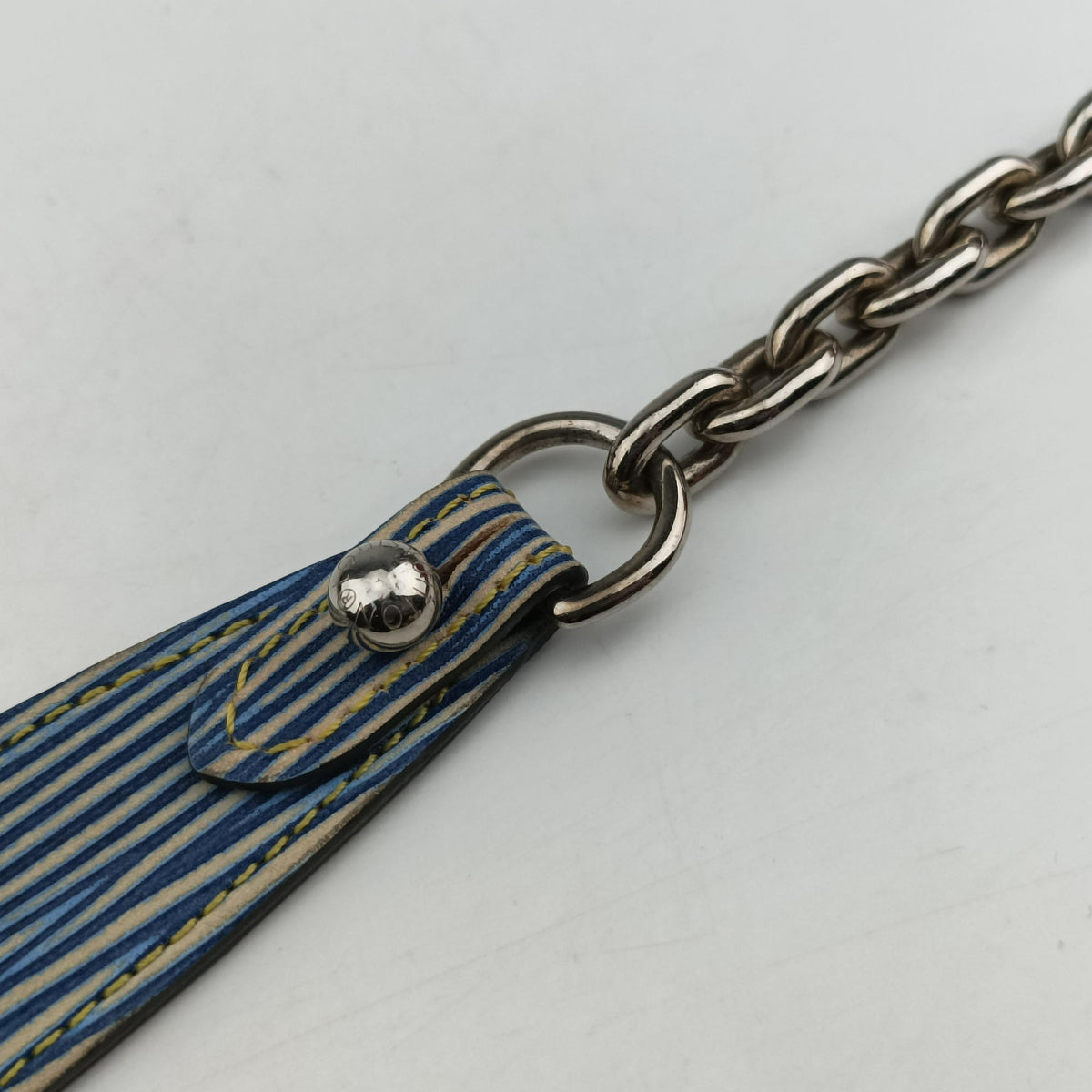 Vintage Louis Vuitton Portefeuille Twist Denim blue Epi M61036 shoulderbag | stylenewstar