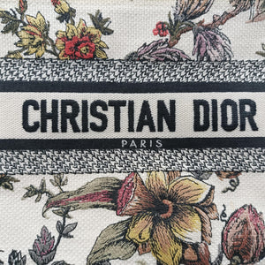 Pre-owned Christian Dior Book Tote White x Multicolour Jacquard  handbag | stylenewstar