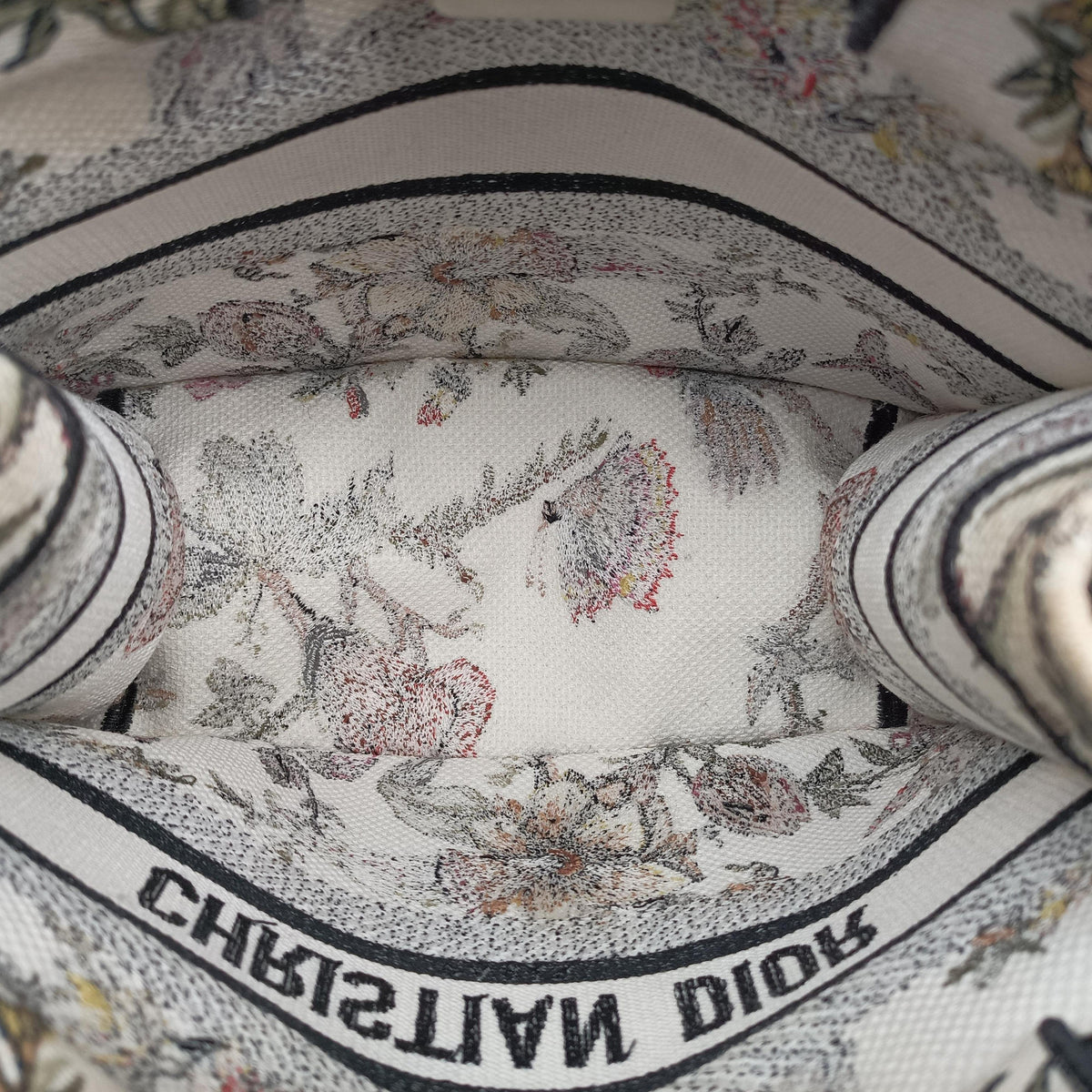 Pre-owned Christian Dior Book Tote White x Multicolour Jacquard  handbag | stylenewstar