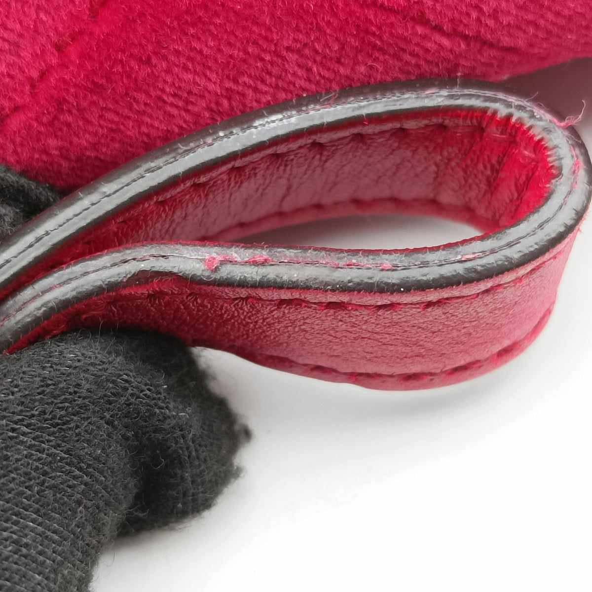Secondhand Gucci GG Marmont Red velour 446744 shoulderbag | stylenewstar