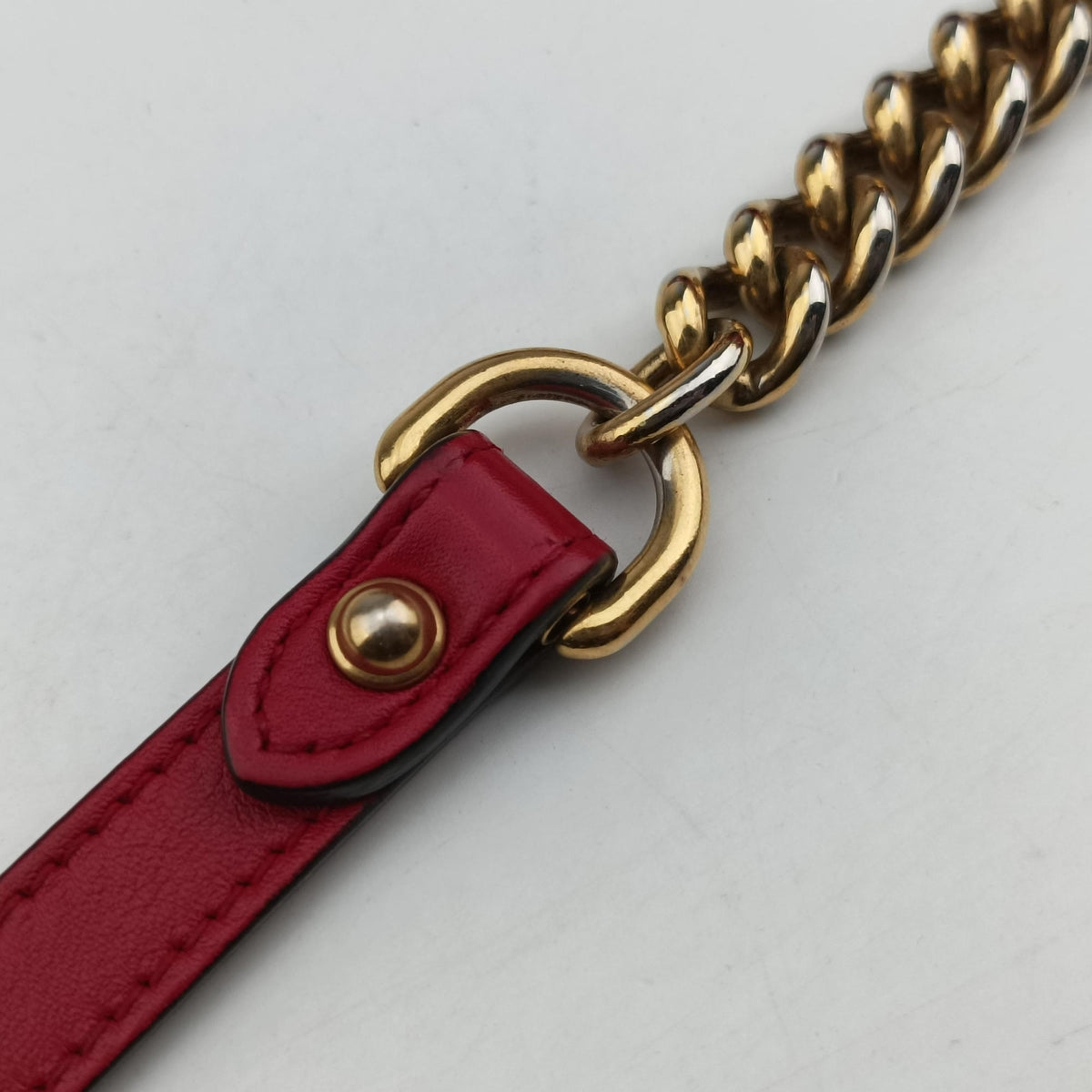 Secondhand Gucci GG Marmont Red velour 446744 shoulderbag | stylenewstar