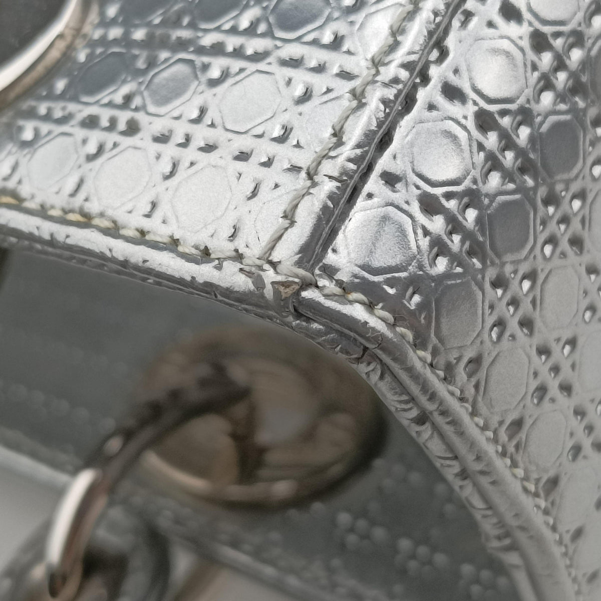 Pre-owned Christian Dior Lady Dior Silver Patent  shoulderbag | stylenewstar