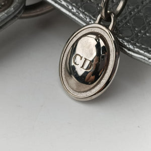 Pre-owned Christian Dior Lady Dior Silver Patent  shoulderbag | stylenewstar