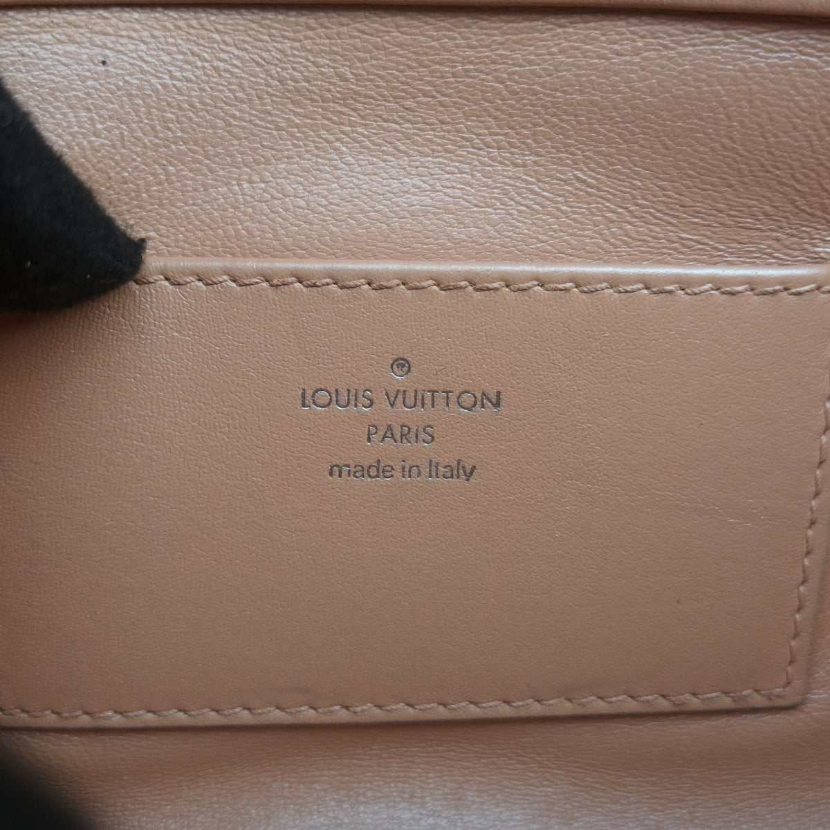 Pre-owned Louis Vuitton GO-14MM Beige Leather  shoulderbag | stylenewstar