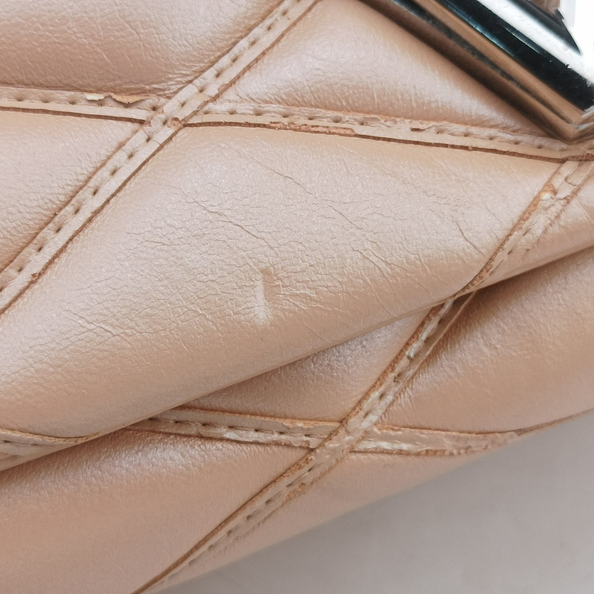 Pre-owned Louis Vuitton GO-14MM Beige Leather  shoulderbag | stylenewstar