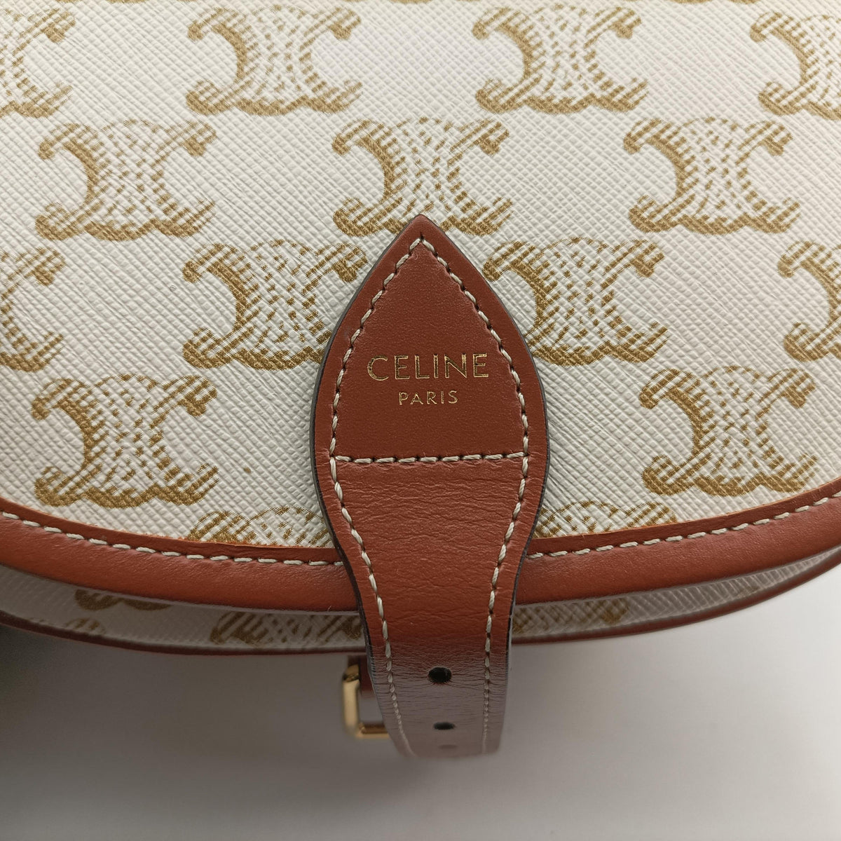 Pre-owned Celine FOLCO Triomphe White×brown PVC coated canvas  shoulderbag | stylenewstar