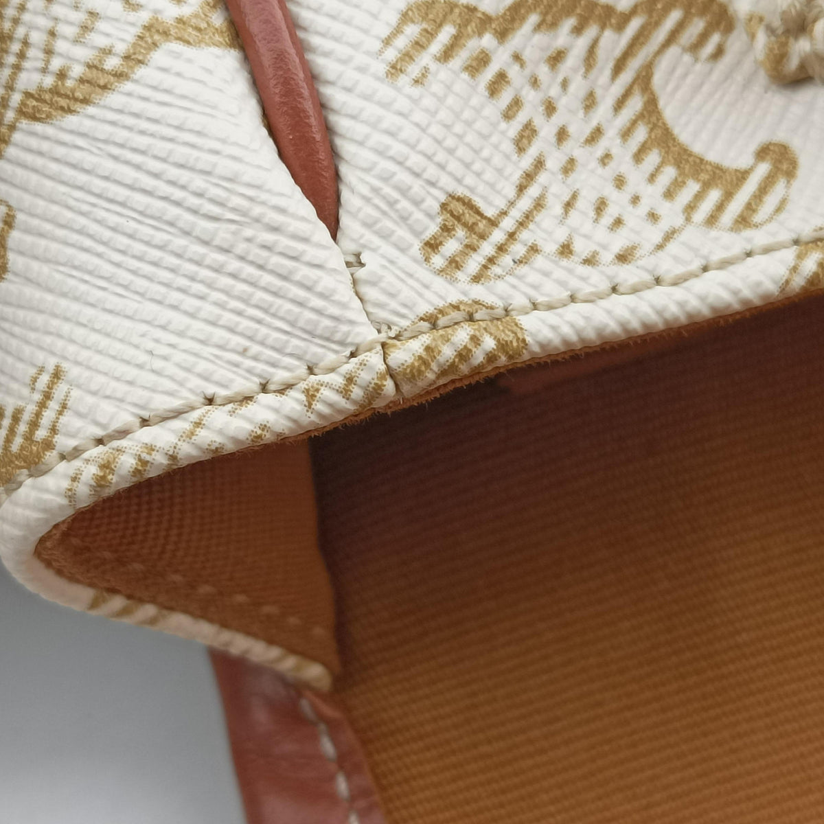 Pre-owned Celine FOLCO Triomphe White×brown PVC coated canvas  shoulderbag | stylenewstar