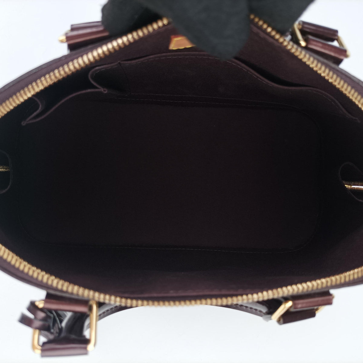Secondhand Louis Vuitton Alma PM Amarante Vernis M91611 handbag | stylenewstar