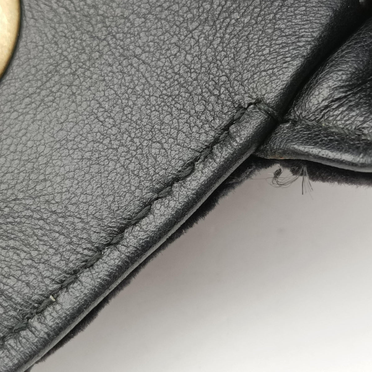 Pre-owned Gucci GG Marmont Black velour 443497 shoulderbag | stylenewstar
