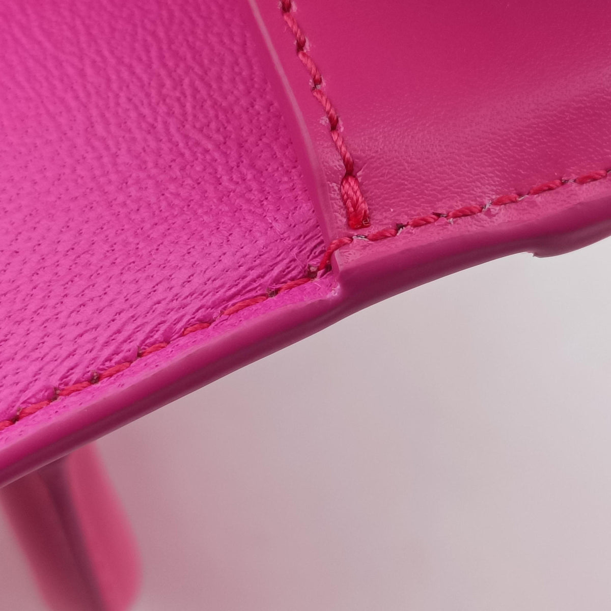 Pre-owned Balenciaga Hourglass Pink leather  shoulderbag | stylenewstar
